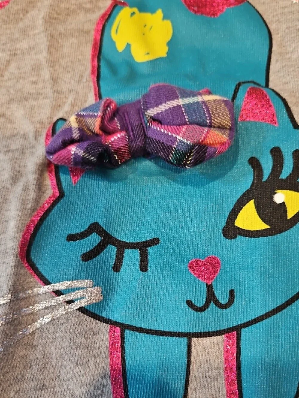 Girls' Gray & Yellow 'Cute' Cat Long-Sleeve Top